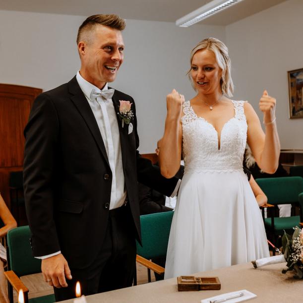 Hochzeit Lörrach Standesamt Glückliche Braut