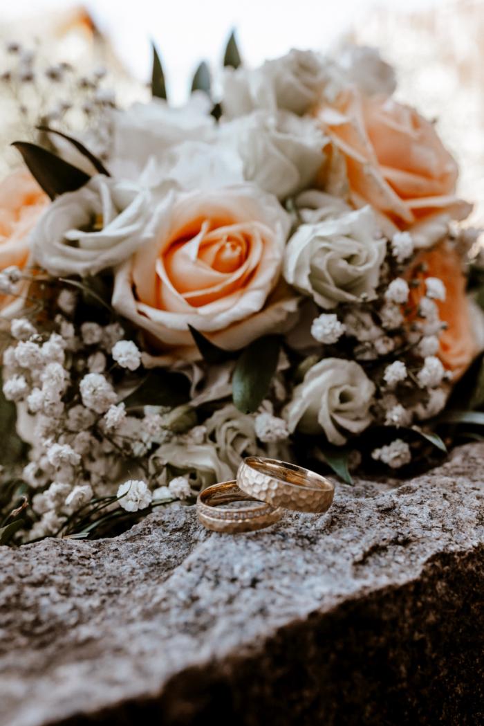 Hochzeit Brautstrauss Mit Ringen