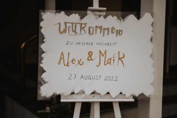 Hochzeit Freie Trauung Mühle Binzen Personalisiertes Willkommensschild Lydia Haack Emotions Eventagentur Dekoration