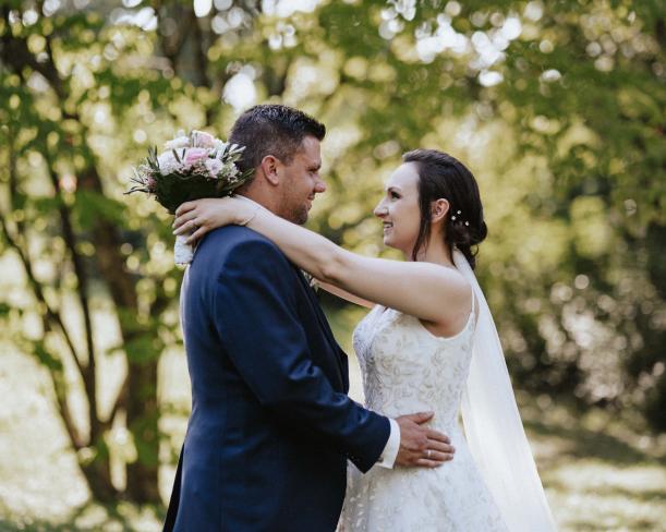 Hochzeit Bad Bellingen Kurpark Paarshooting