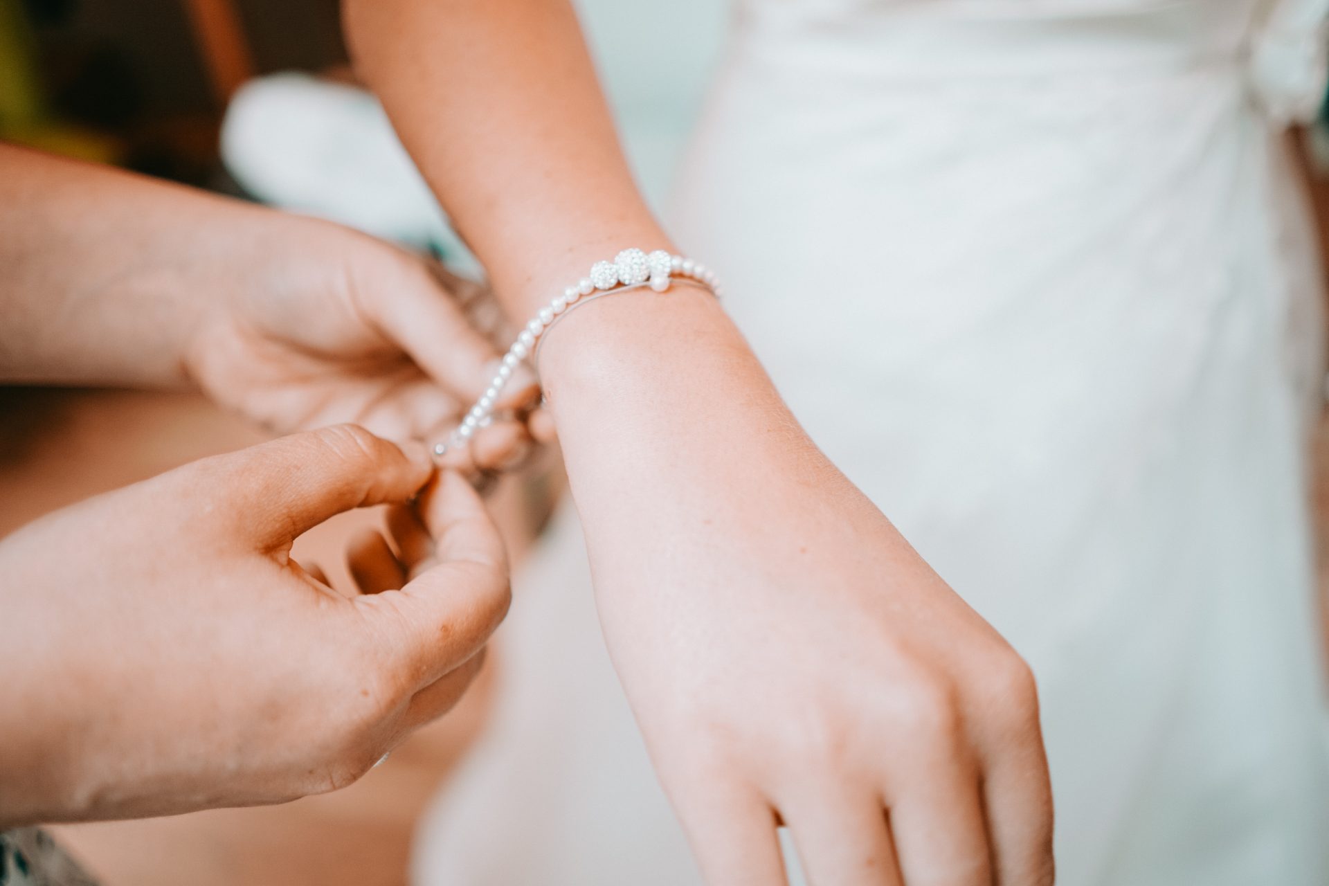 Armband der Braut beim Getting Ready (2020)